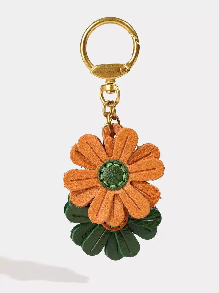 Leather Daisy Flower Keychain Bag Charm